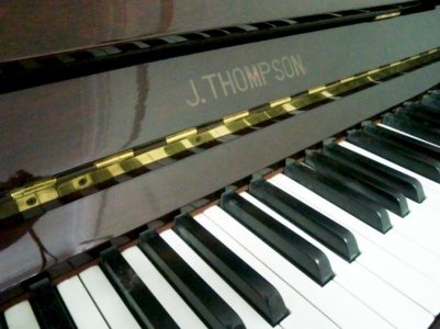 PianoThompson2.jpg